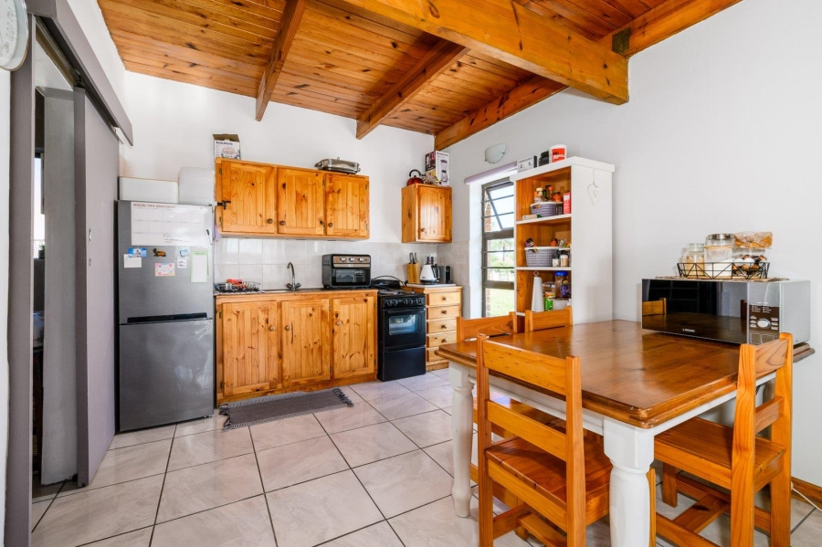 8 Bedroom Property for Sale in Summerstrand Eastern Cape